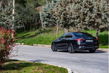 Mercedes-Benz C300e 313Ps